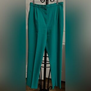 🦚 Sleek & Subtle – Dark Teal Nikki Tapered Pants – Size 18 🦚